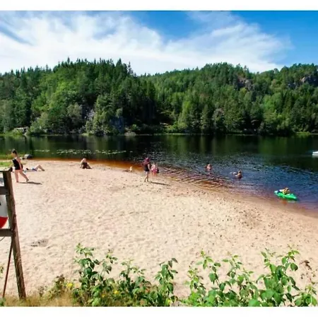 Enebolig Pa En Flate Mellom Og Sogne Holiday home Kristiansand